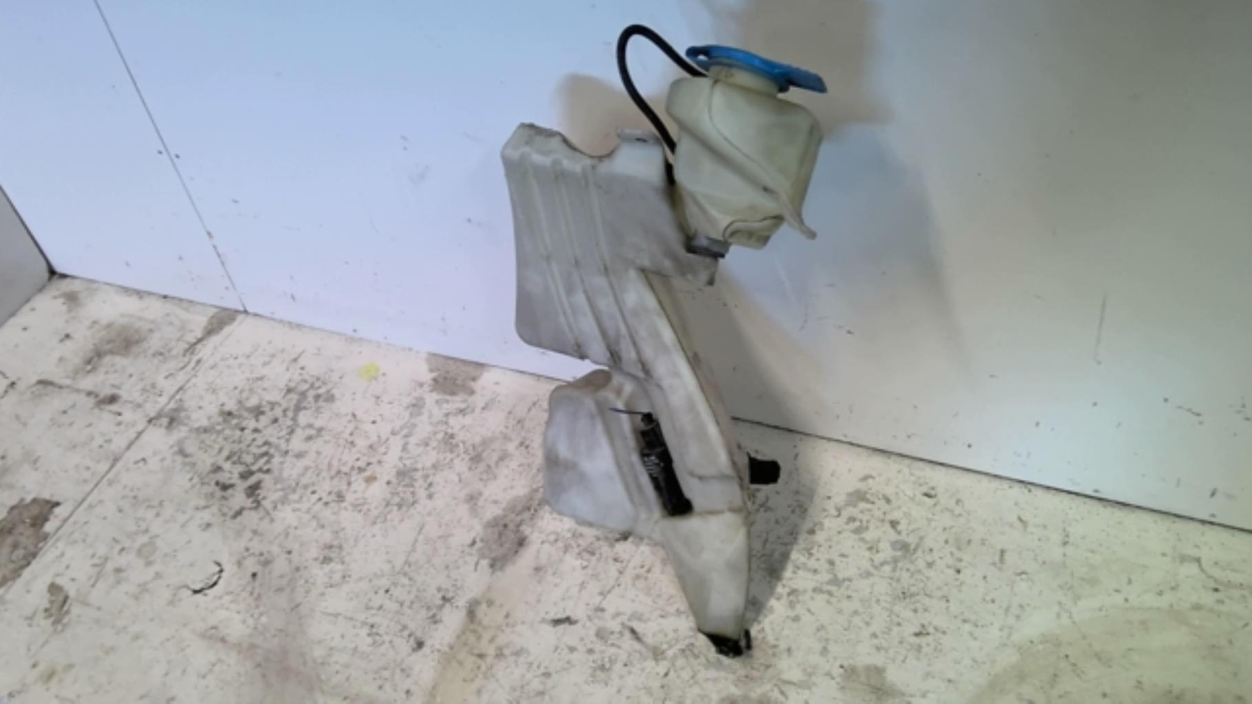 Vase de lave glace AUDI A4 2 CABRIO PHASE 1 Diesel - 1