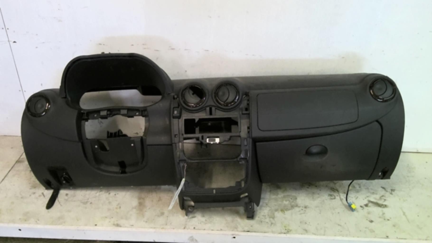 Planche de bord complete DACIA DUSTER 1 PHASE 1 Diesel - 1