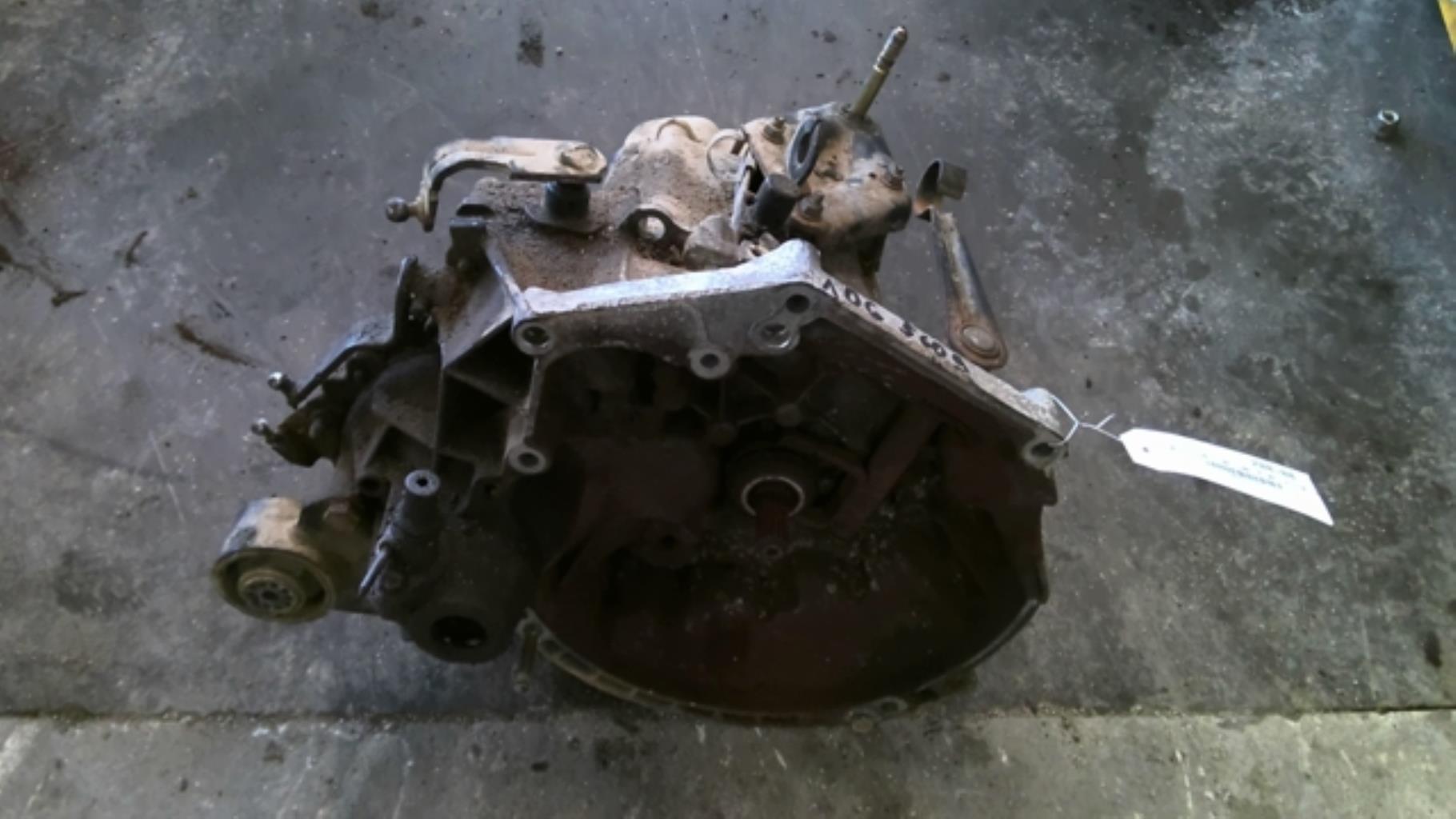 Boite de vitesses PEUGEOT 106 PHASE 1 Essence - 1