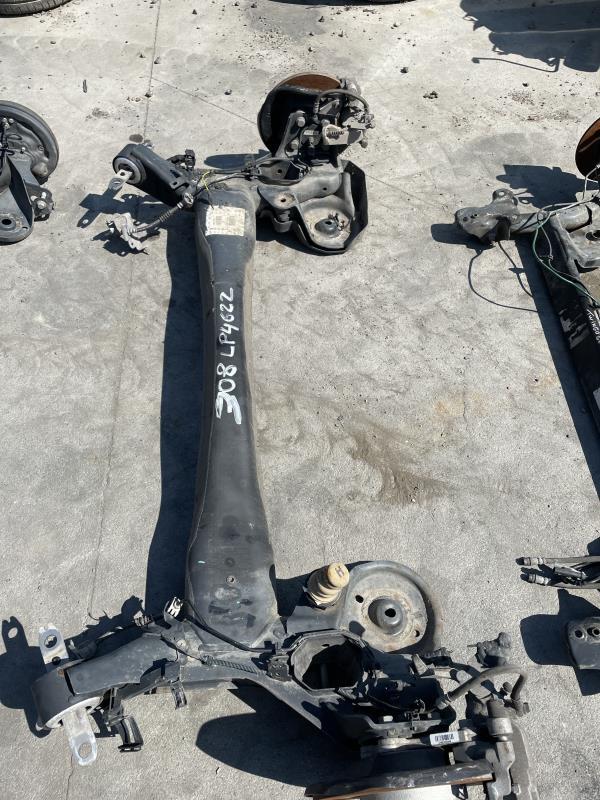 Train arriere complet PEUGEOT 308 2 SW PHASE 1 BREAK Diesel - 1