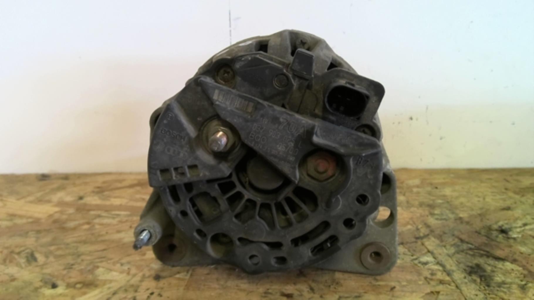 Alternateur VOLKSWAGEN POLO 3 PHASE 2 Essence - 1