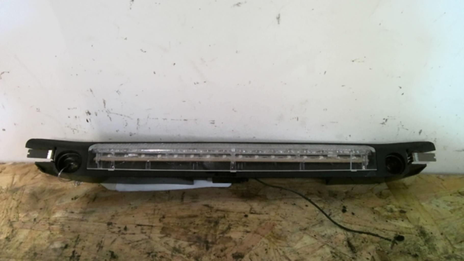Feu arriere stop central CITROEN C6 Diesel - 1