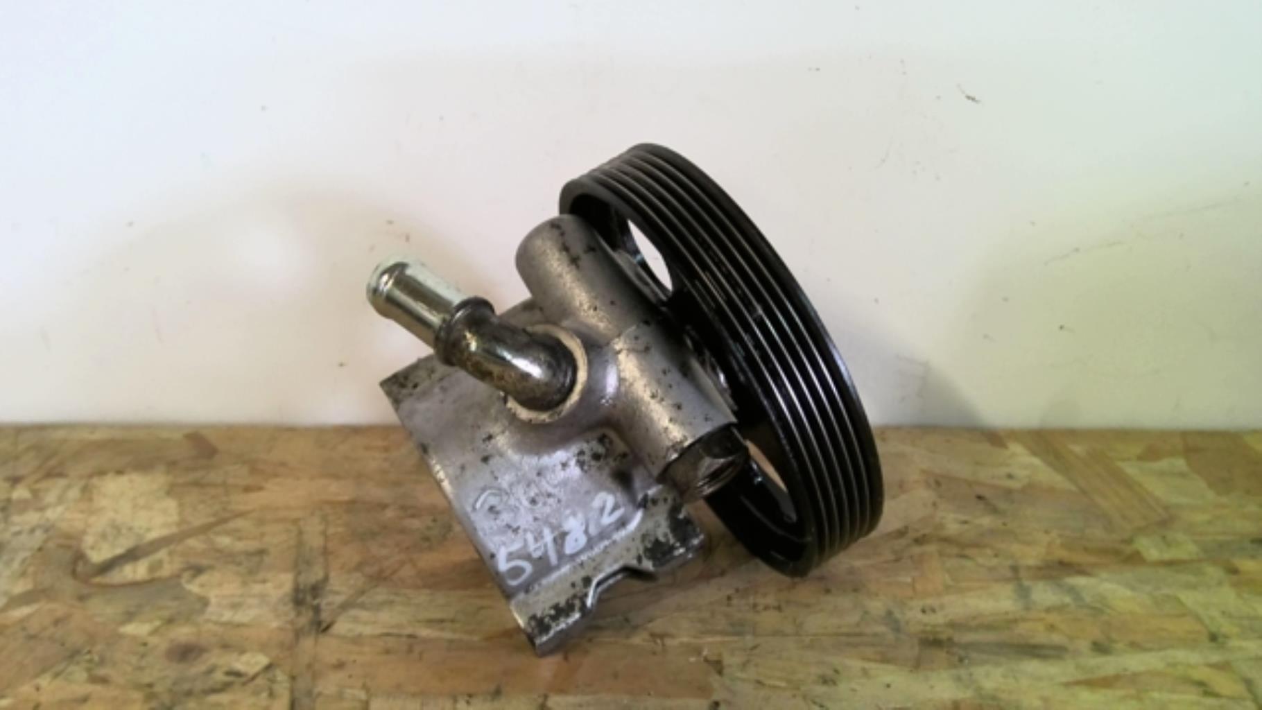 Pompe de direction PEUGEOT 306 PHASE 2 Essence - 1