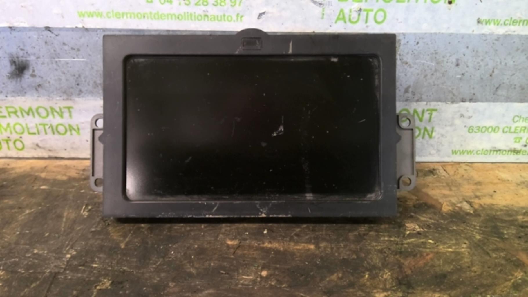 Ecran GPS PEUGEOT 207 PHASE 1 Essence - 1