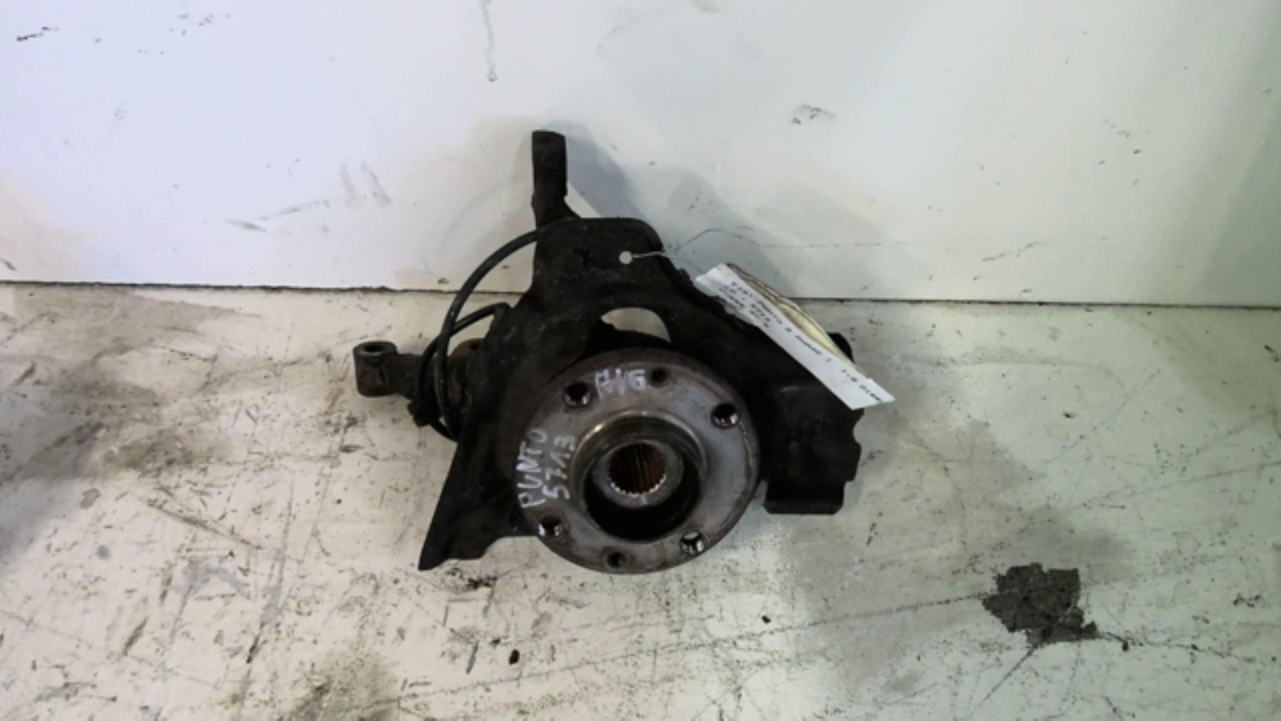 Fusee avant gauche FIAT PUNTO 2 PHASE 1 Diesel - 1