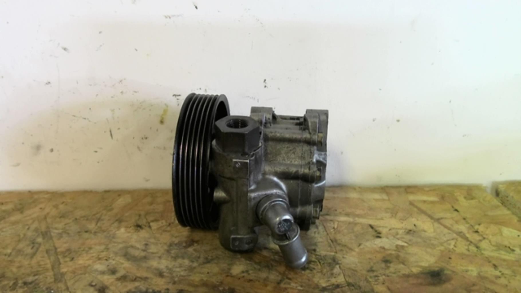 Pompe de direction PEUGEOT 406 PHASE 1 Essence - 1