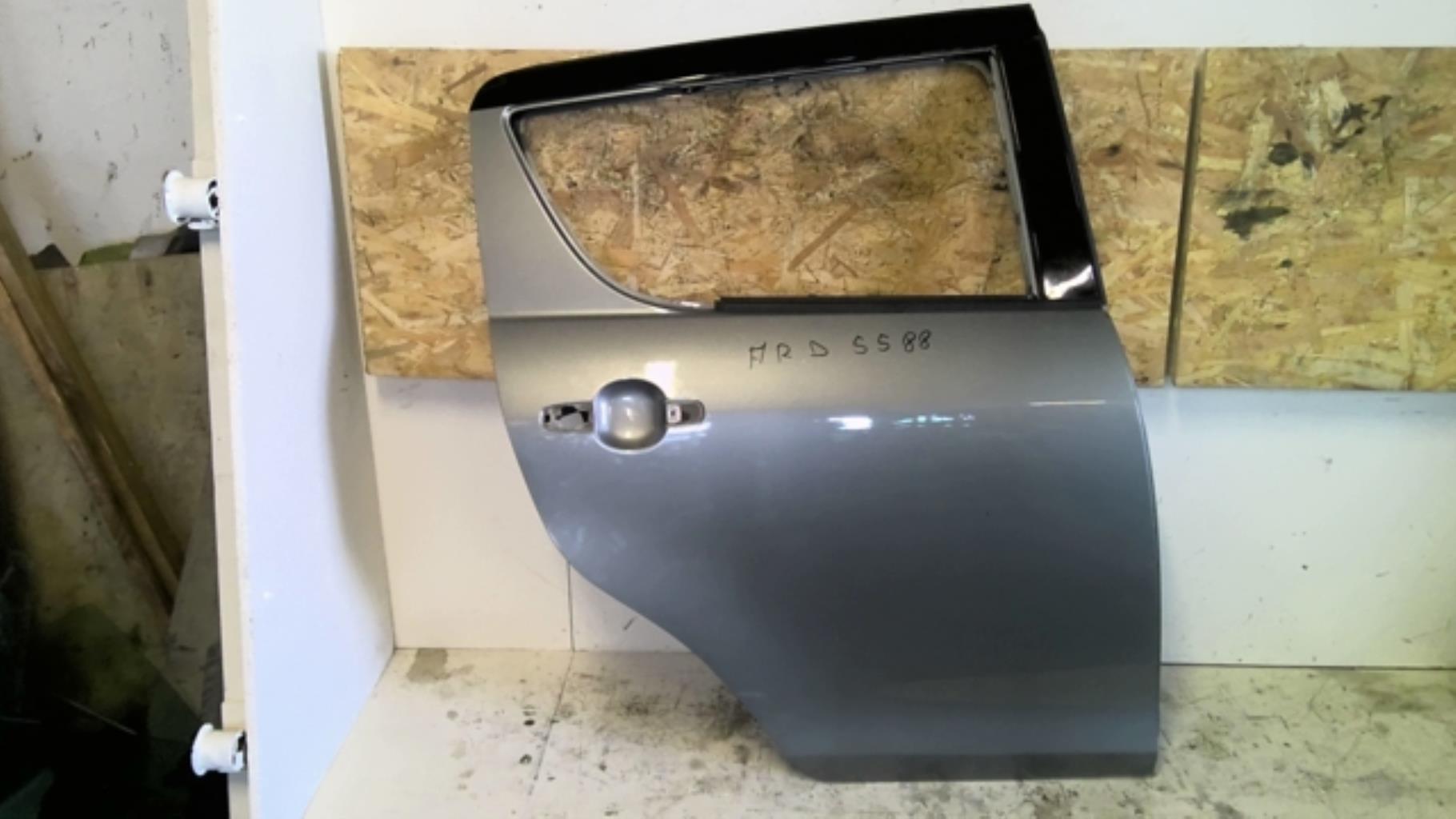 Porte arriere droit SUZUKI SWIFT 4 Diesel - 1