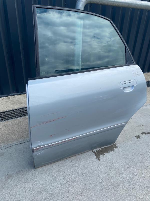 Porte arriere gauche AUDI A4 1 PHASE 1 Diesel - 1