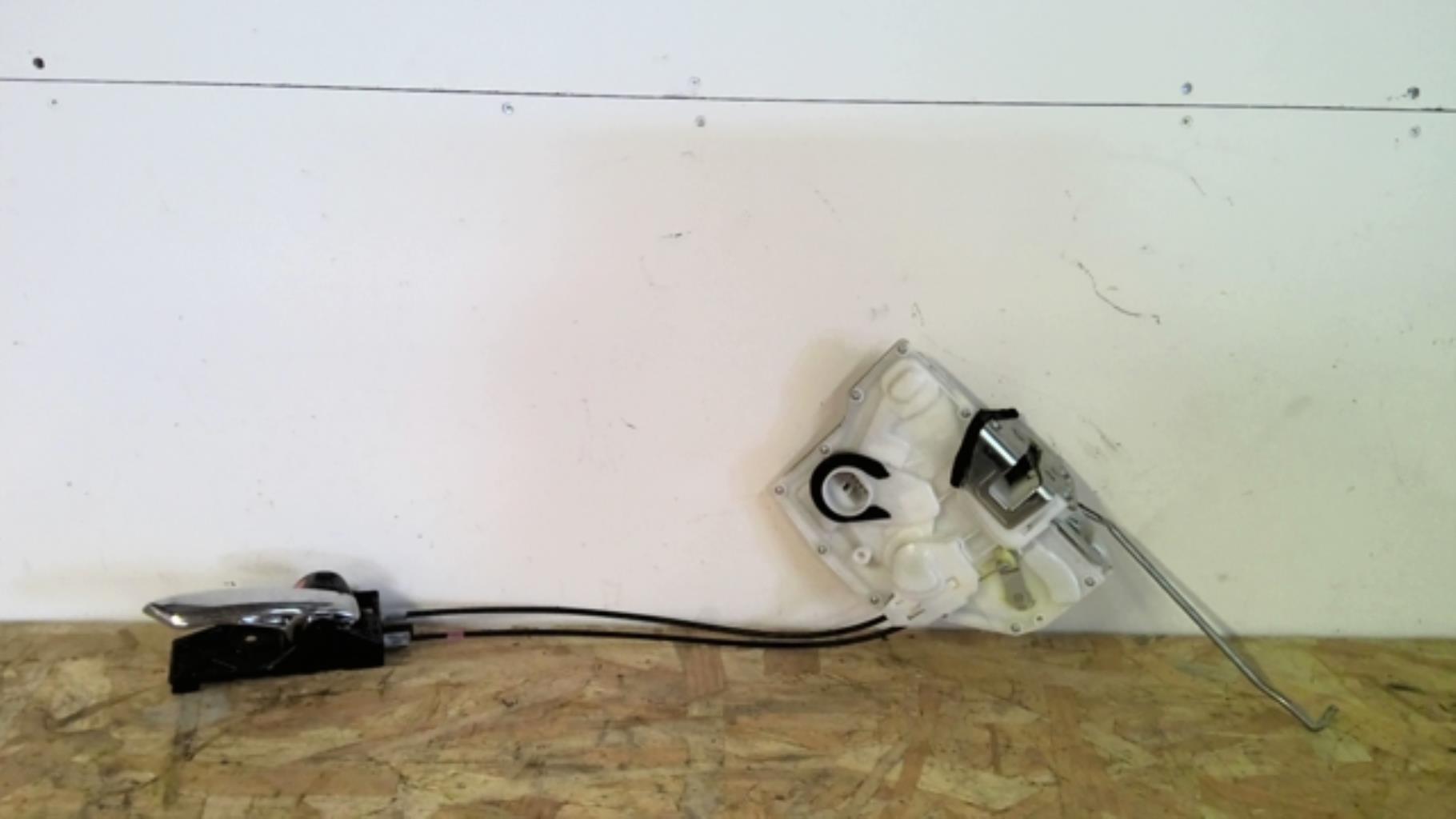 Serrure avant droit SUZUKI SWIFT 4 Diesel - 1