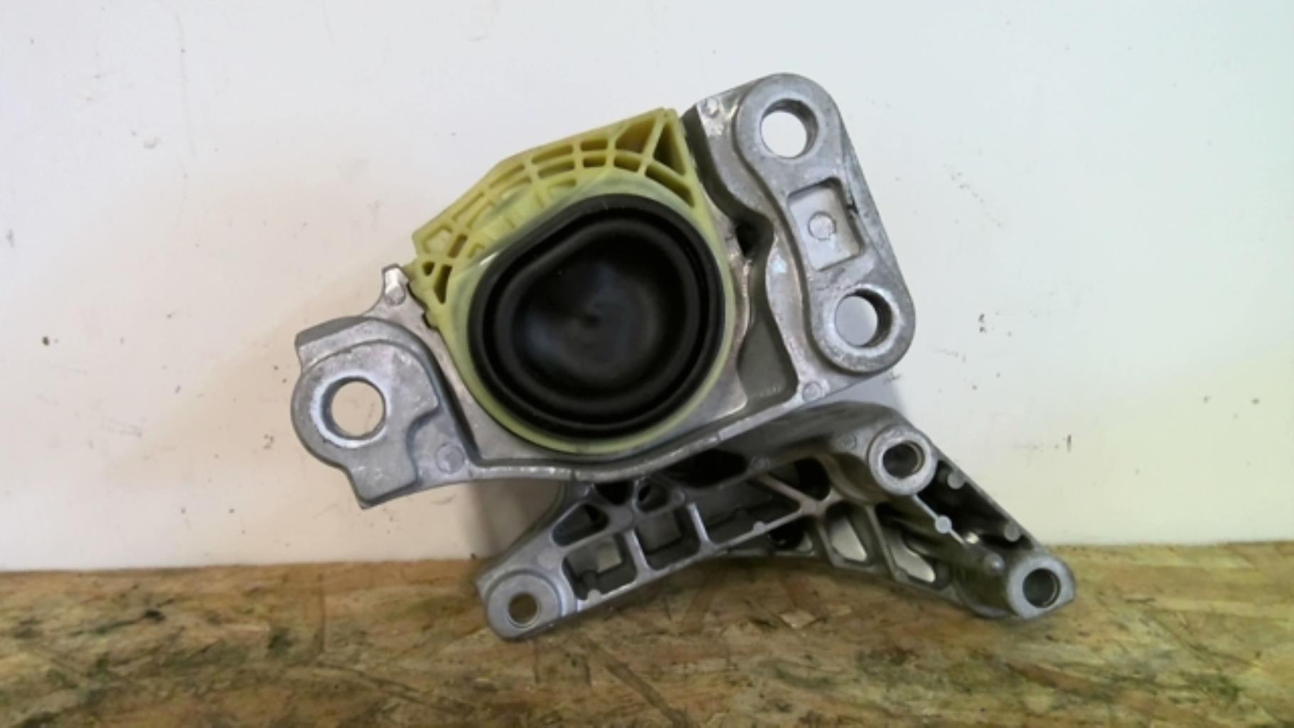 Support moteur droit RENAULT MEGANE 3 PHASE 2 COUPE Essence - 1