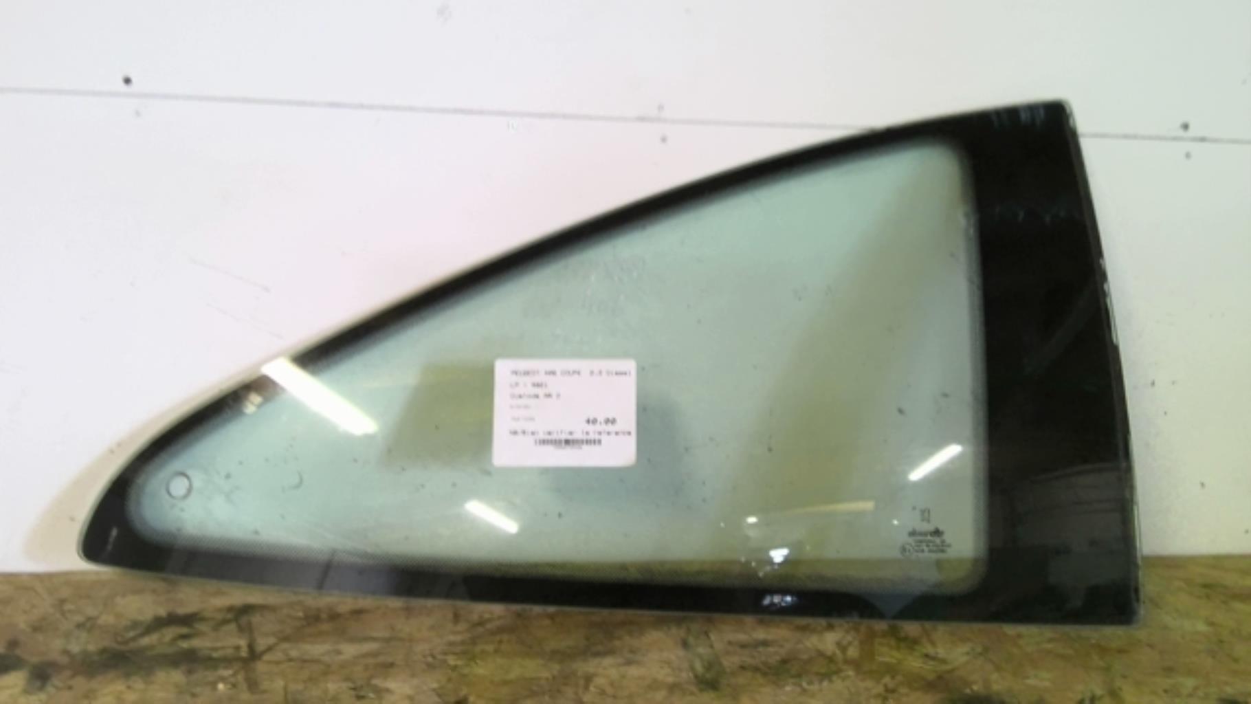 Custode arriere droit PEUGEOT 406 COUPE Diesel - 1