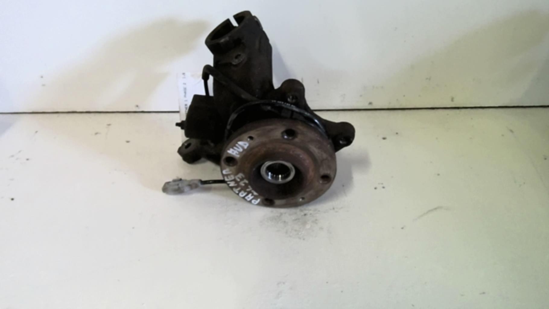 Fusee avant droit PEUGEOT PARTNER 1 PHASE 2 Diesel - 1