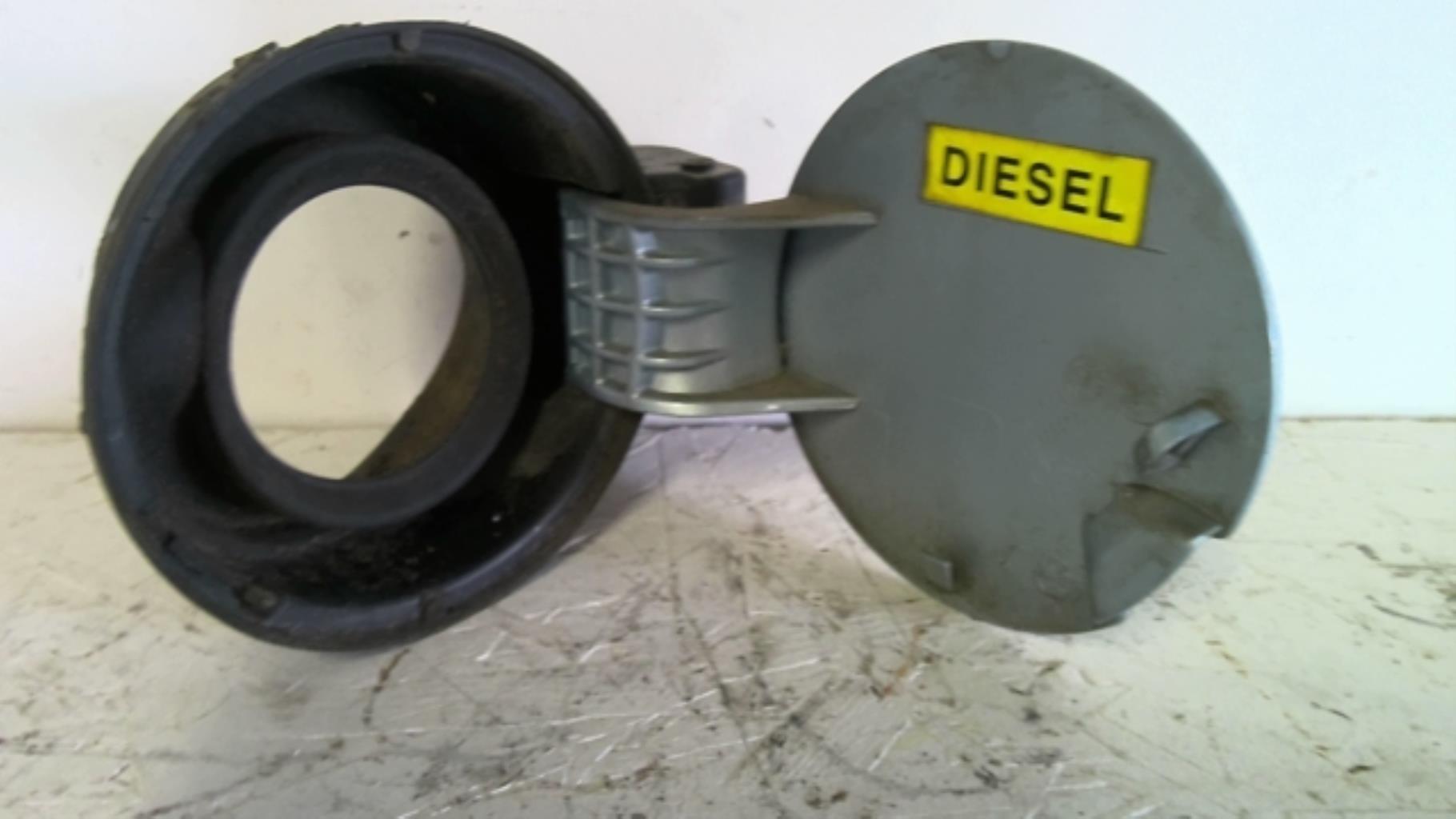 Trappe d'essence CITROEN C4 1 PHASE 1 Diesel - 1