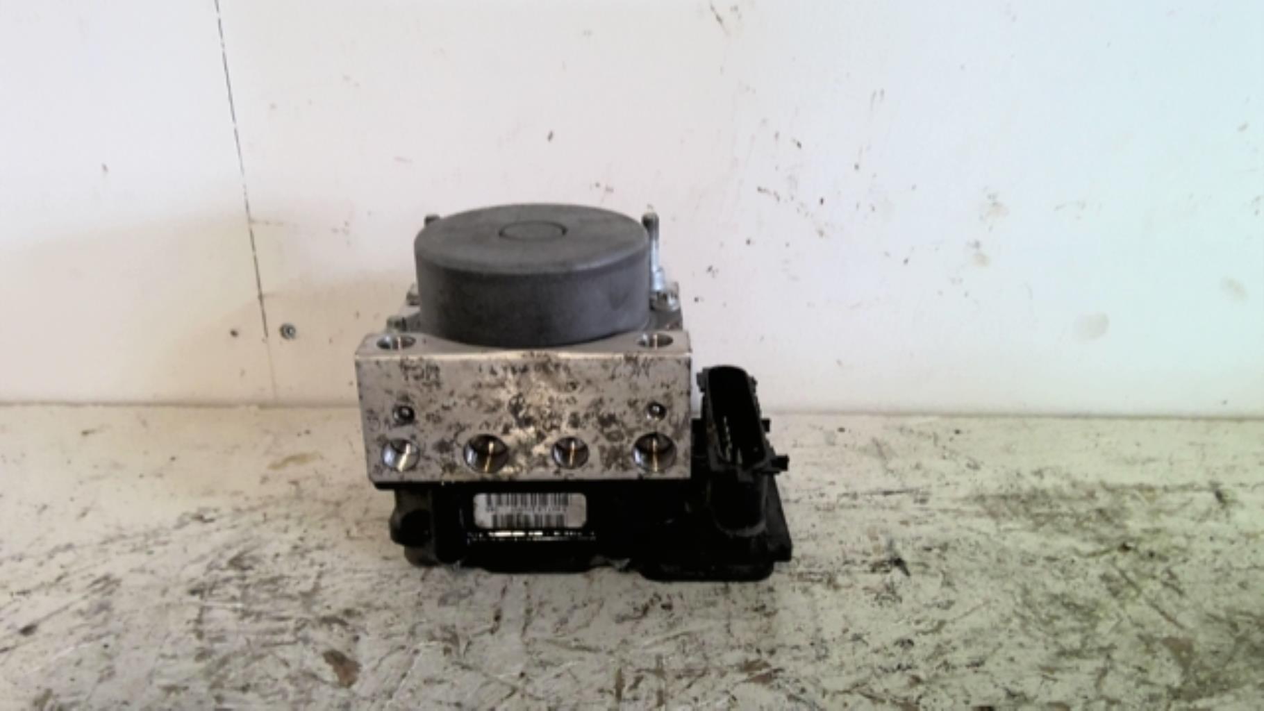 Bloc ABS (freins anti-blocage) RENAULT CLIO 3 PHASE 2 BREAK Diesel - 1