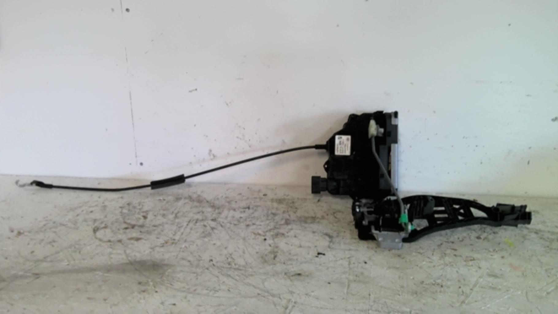 Serrure avant droit OPEL CORSA D PHASE 2 Essence - 1