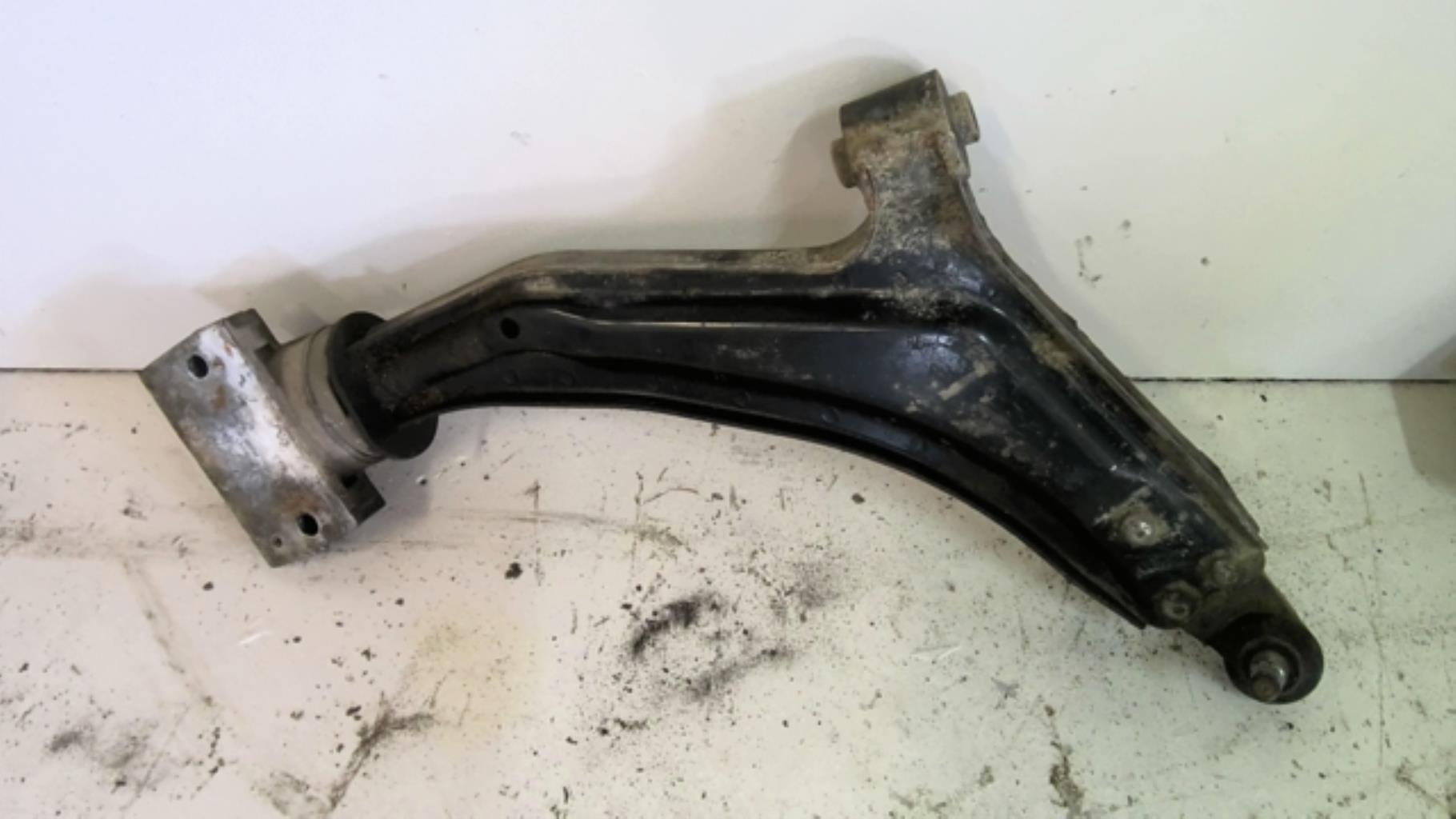 Triangle avant droit LAND ROVER FREELANDER 1 PHASE 4 Essence - 1