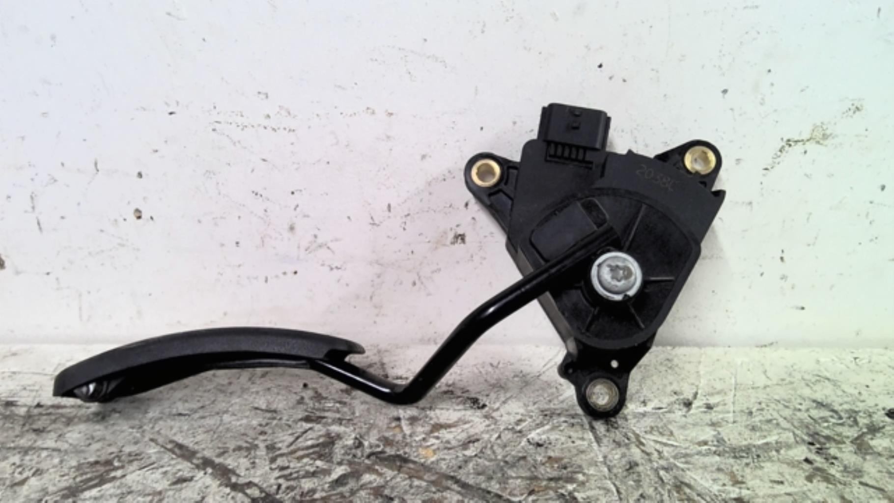 Pedale d'accelerateur RENAULT KANGOO 2 PHASE 1 Essence - 1
