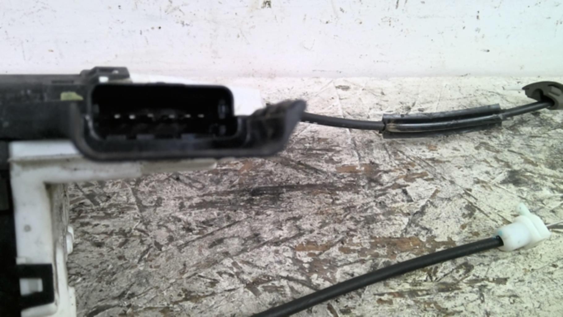 Serrure avant gauche CITROEN C3 2 PHASE 1 Diesel - 1