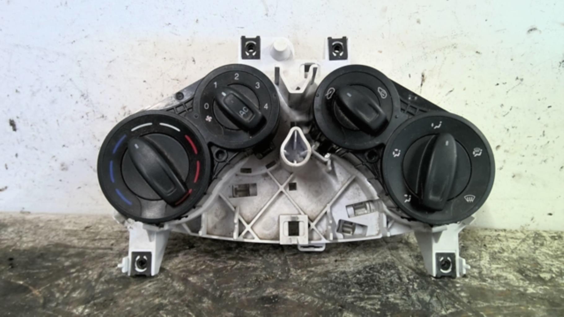 Commande chauffage FORD KA 2 PHASE 2 Essence - 1