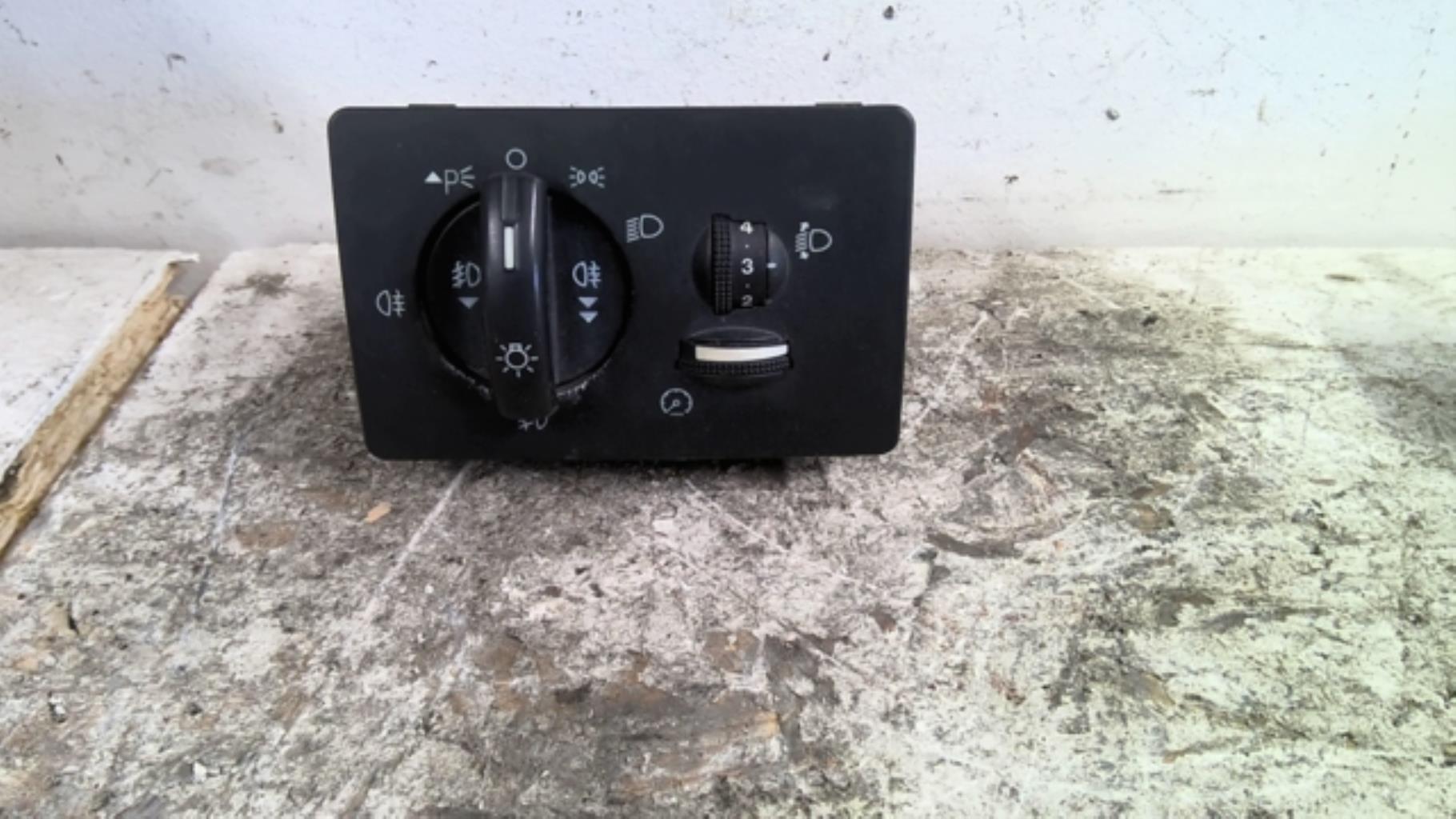 Commodo phare FORD C-MAX 1 PHASE 1 Diesel - 1