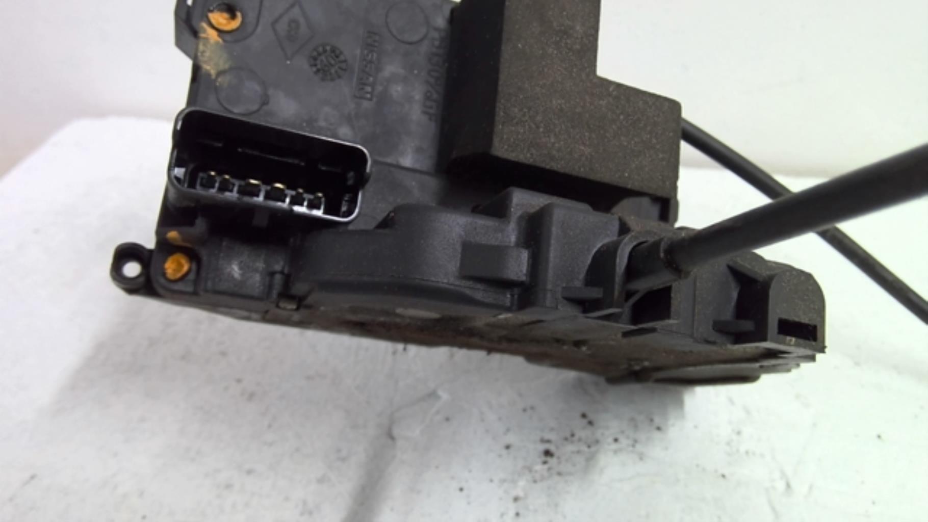 Serrure arriere droit RENAULT CLIO 3 PHASE 2 BREAK Diesel - 1
