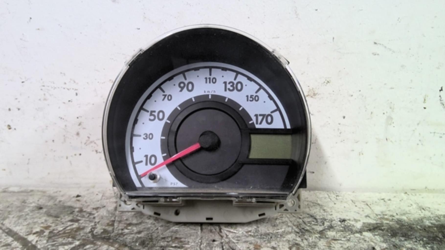 Compteur TOYOTA AYGO 1 PHASE 2 Essence - 1