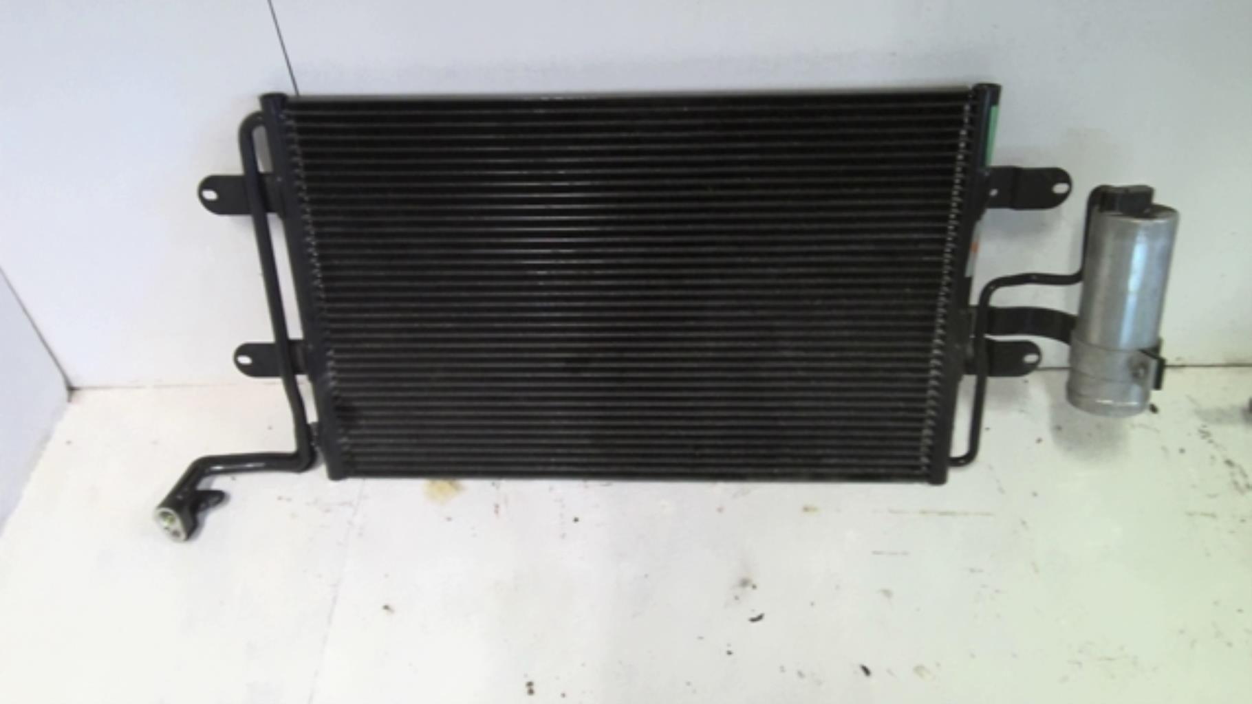 Condenseur de clim SEAT LEON 1 Essence - 1