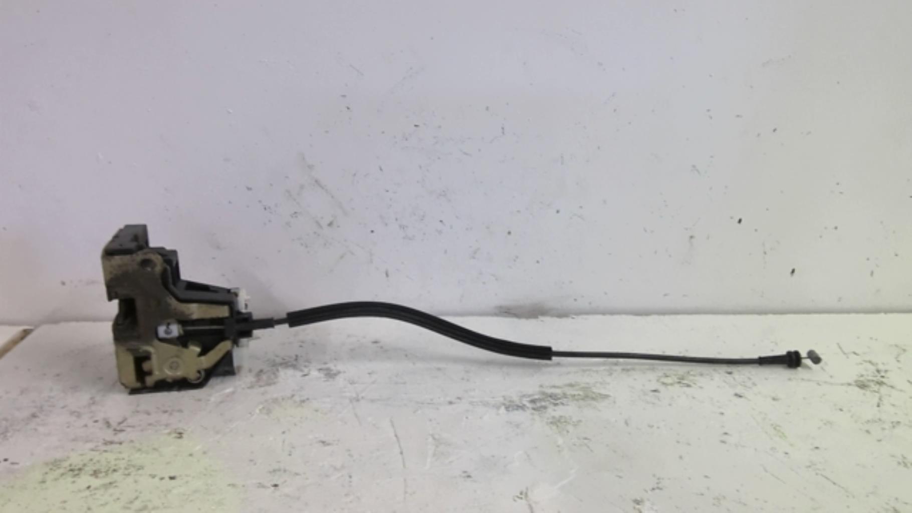 Serrure avant droit RENAULT CLIO 2 PHASE 2 Diesel - 1