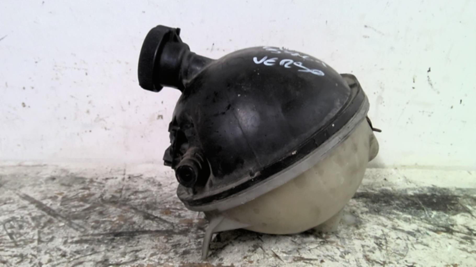 Vase d'expansion TOYOTA COROLLA VERSO 2 PHASE 1 Diesel - 1