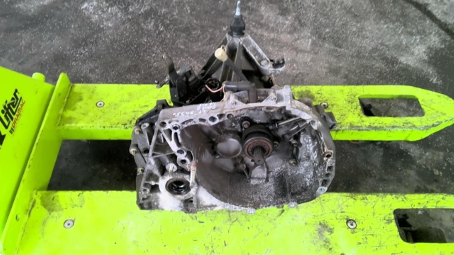 Boite de vitesses RENAULT SCENIC 2 PHASE 1 Essence - 1
