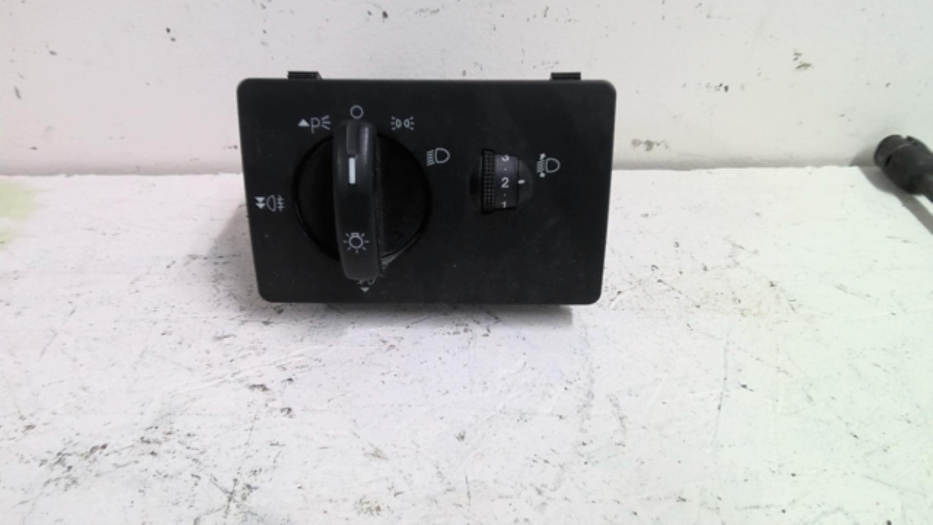 Commodo phare FORD C-MAX 1 PHASE 2 Diesel - 1