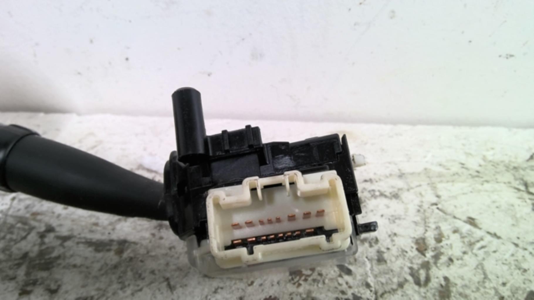 Commodo phare TOYOTA COROLLA VERSO 2 PHASE 2 Diesel - 1