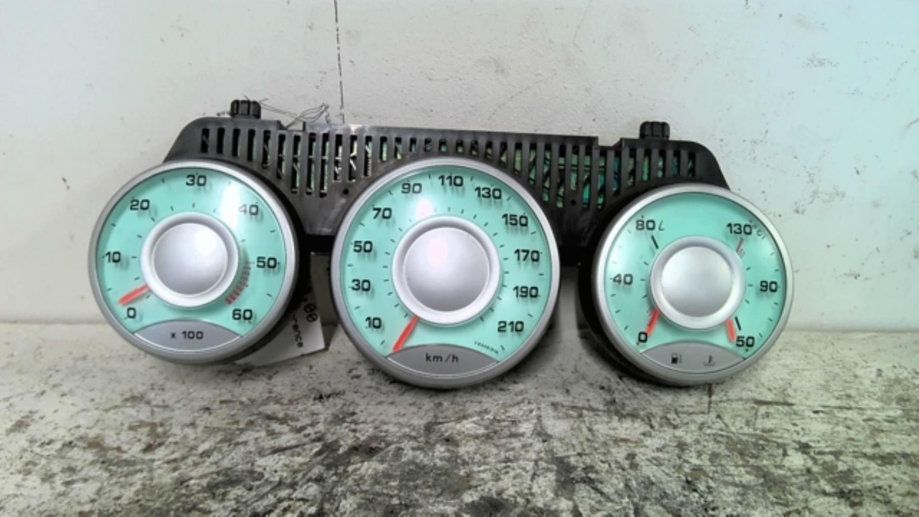 Compteur CITROEN C8 Diesel - 1