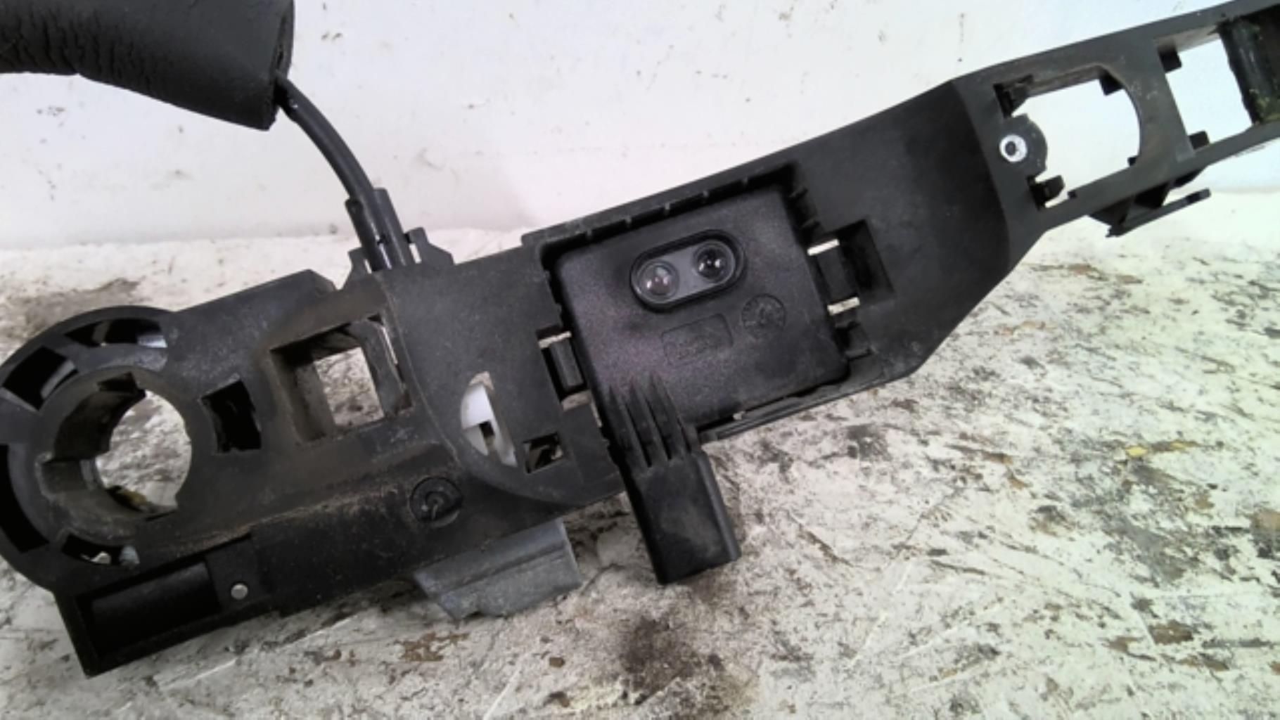 Serrure arriere droit RENAULT LAGUNA 3 PHASE 1 Diesel - 1