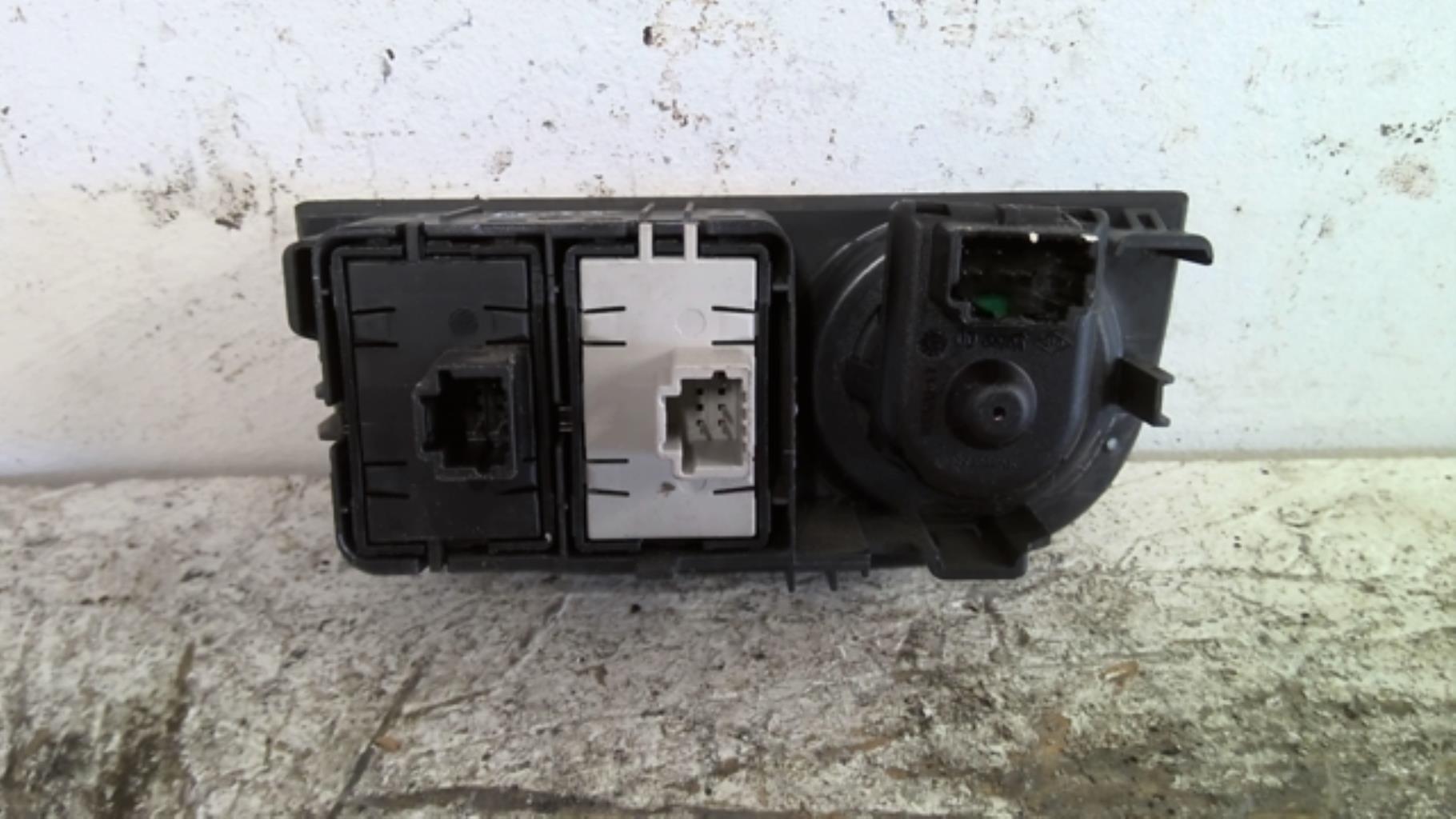 Commande retroviseurs DACIA SANDERO 2  - 1