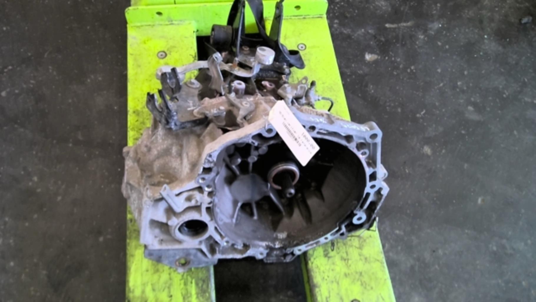Boite de vitesses TOYOTA YARIS 2 Essence - 1