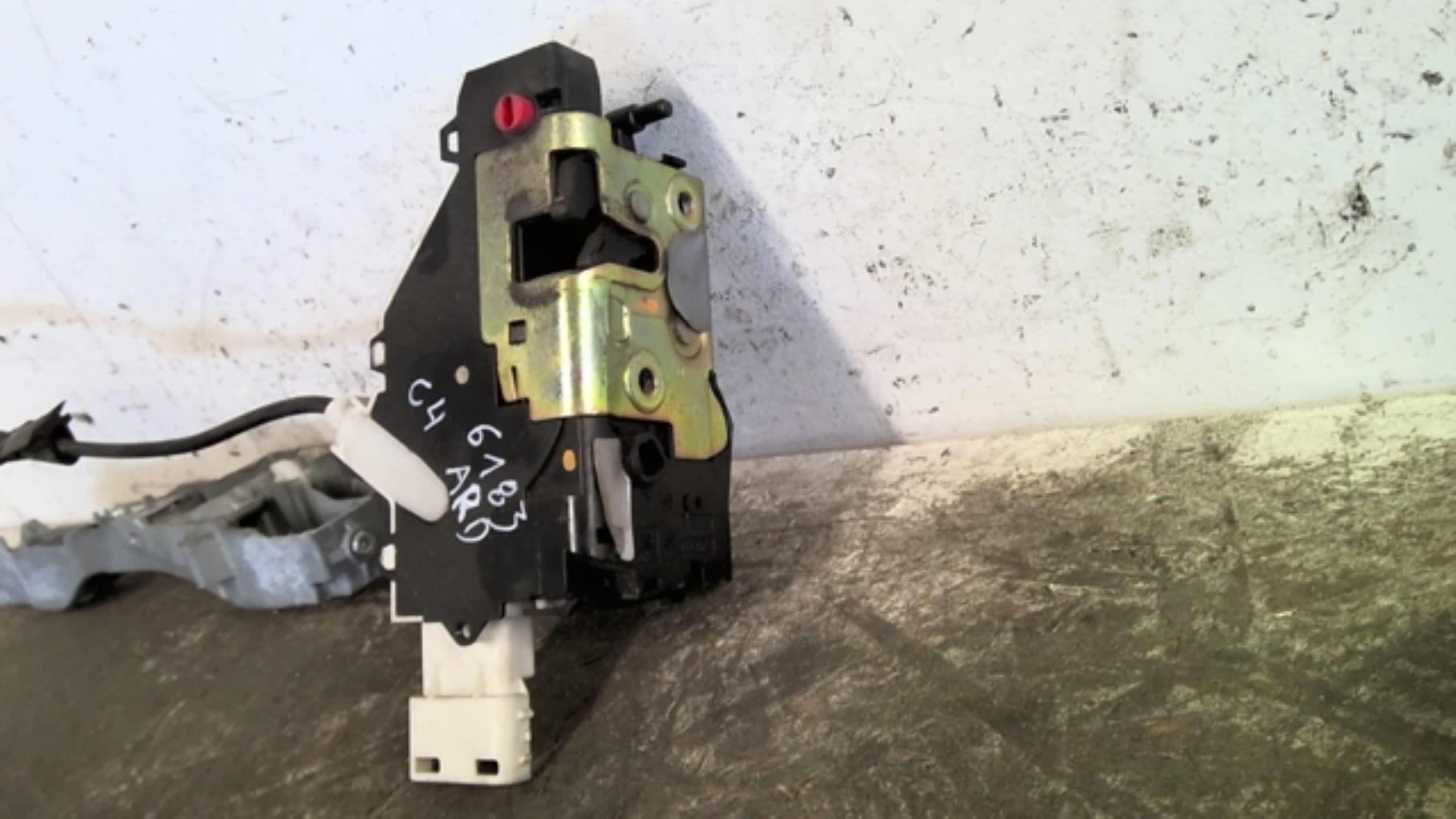 Serrure arriere droit CITROEN C4 1 PHASE 1 Diesel - 1