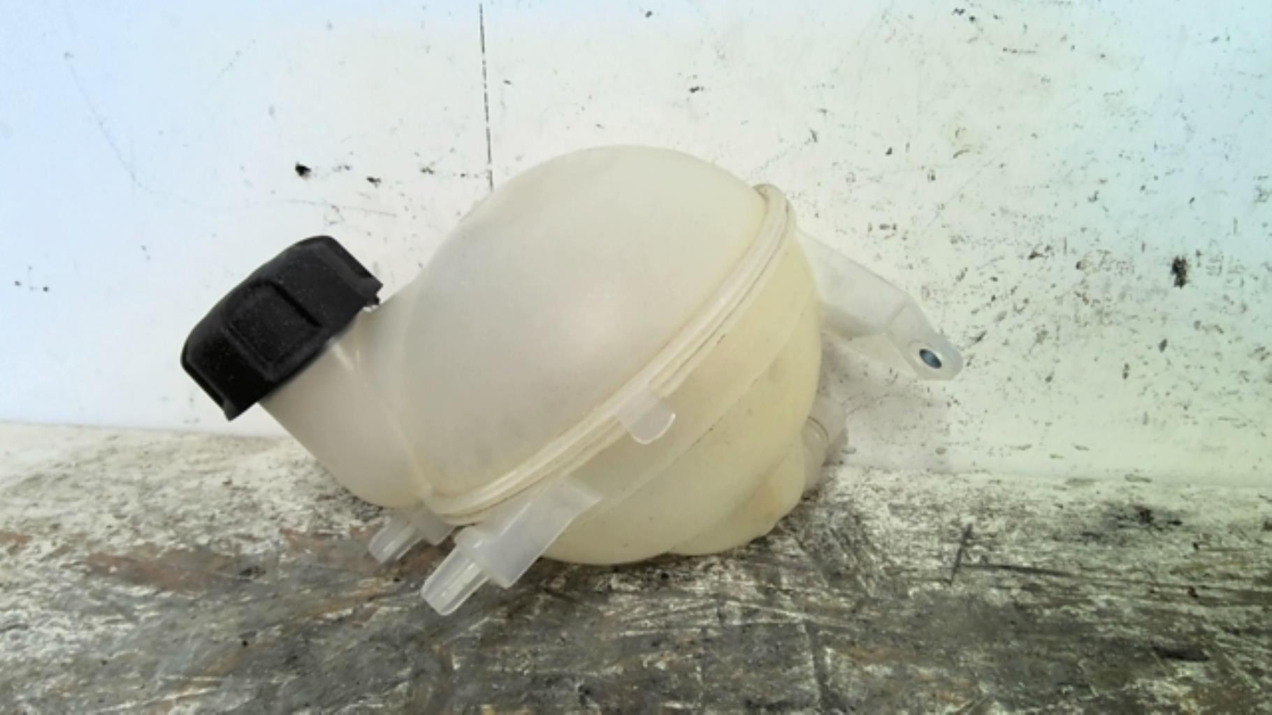 Vase d'expansion CITROEN C4 2 PHASE 1 Diesel - 1