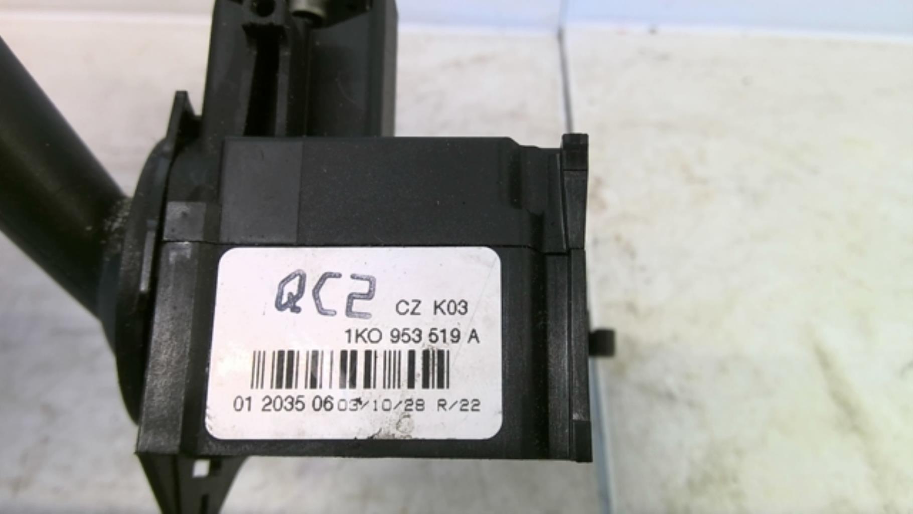 Commodo d'essuie glaces AUDI A3 2 PHASE 1 Diesel - 1