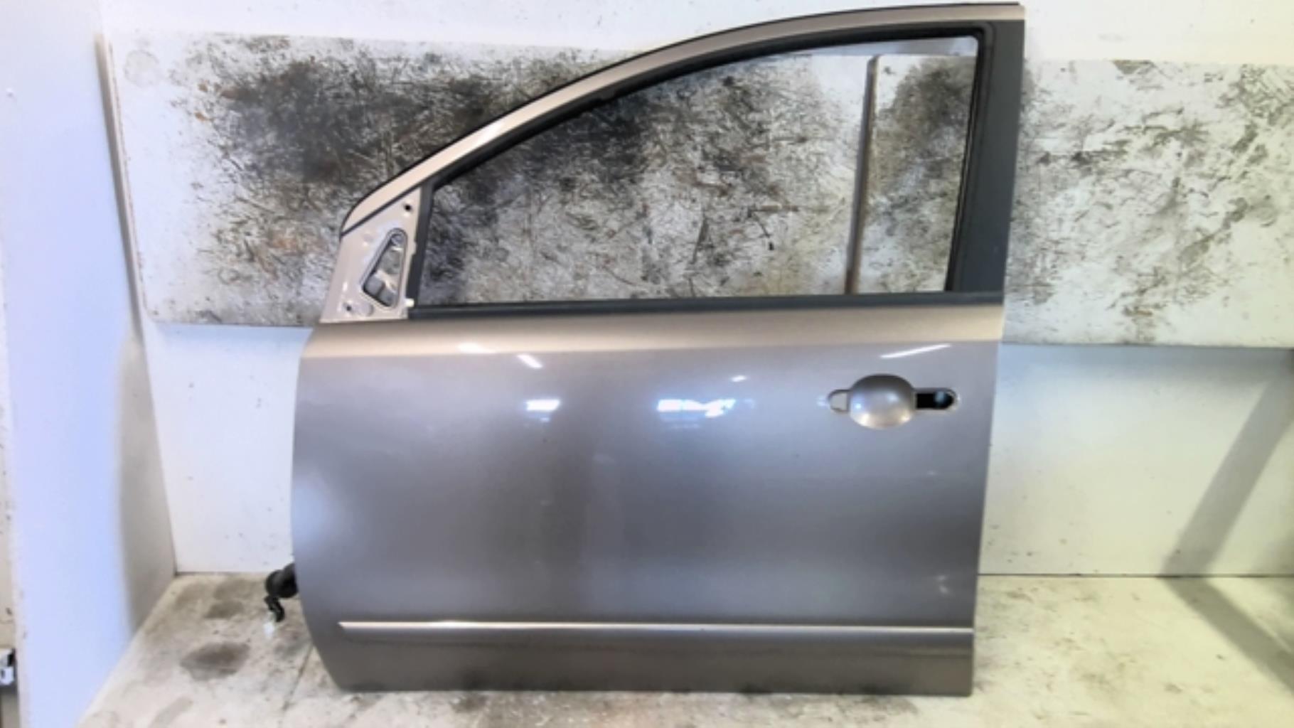 Porte avant gauche NISSAN NOTE 1  - 1