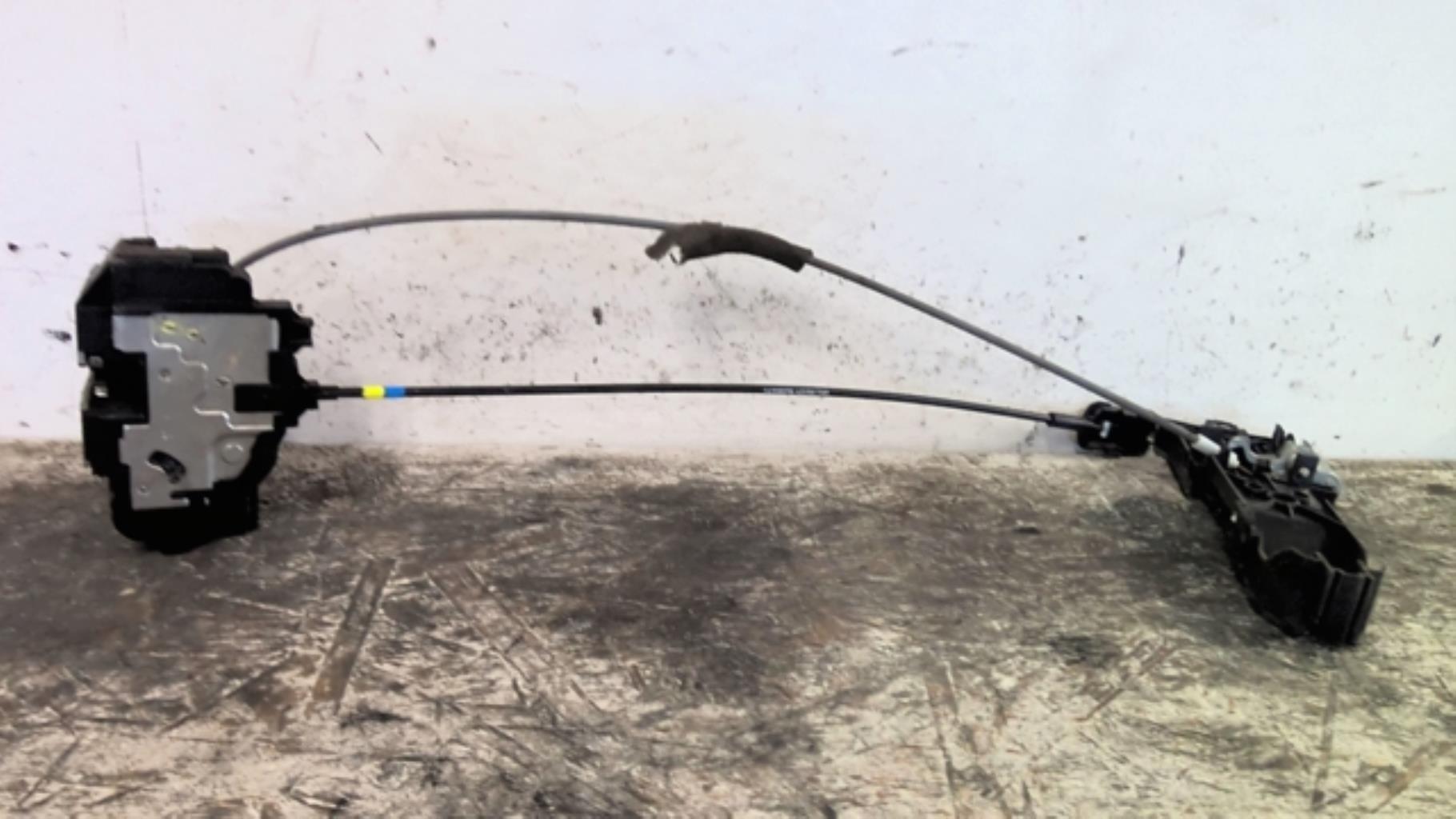 Serrure arriere gauche NISSAN NOTE 1  - 1