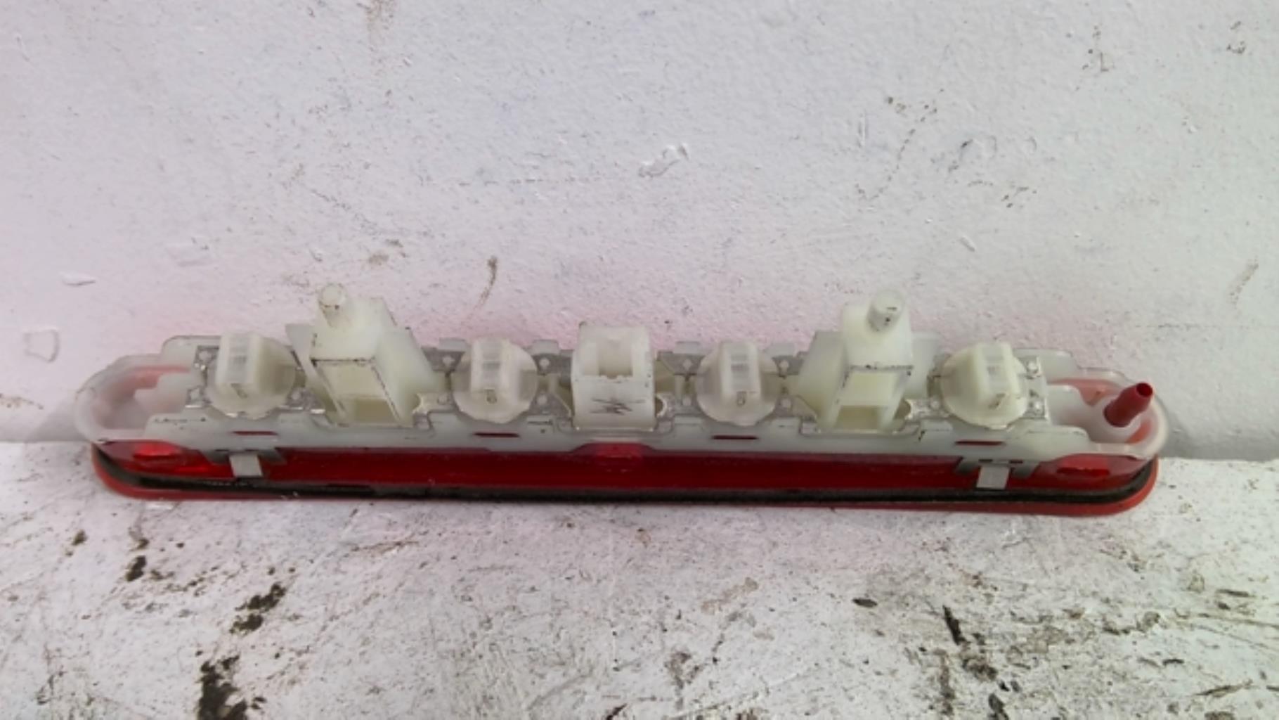 Feu arriere stop central CITROEN C3 3 PHASE 1 Diesel - 1