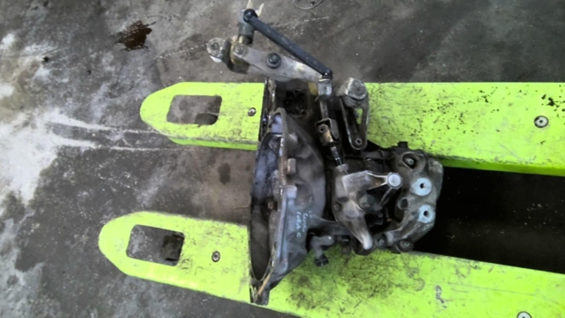 Boite de vitesses OPEL CORSA C PHASE 1 Diesel - 1
