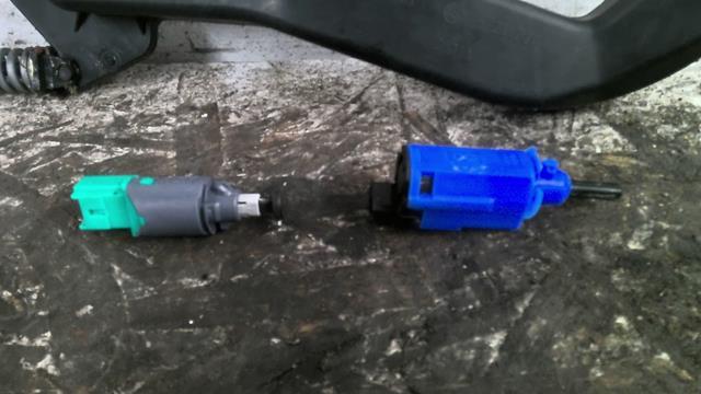 Pedale d'embrayage RENAULT MASTER 3 PHASE 2 Diesel - 1