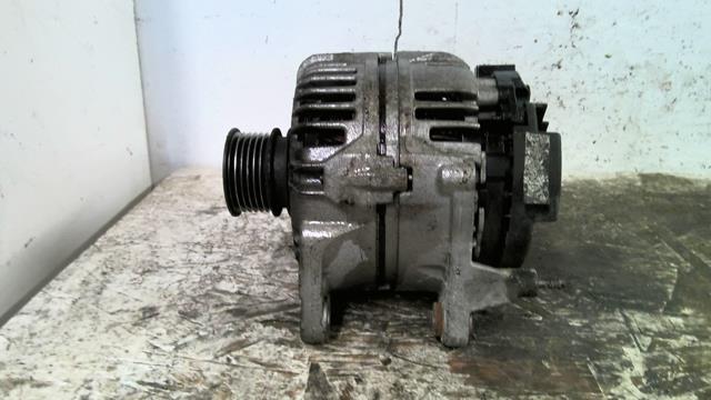 Alternateur VOLKSWAGEN GOLF 4 Essence - 1