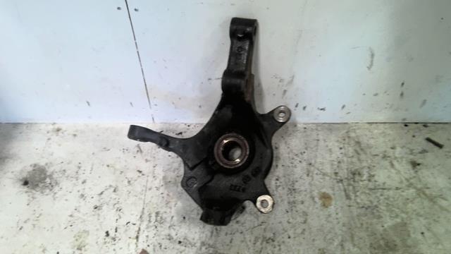 Fusee avant gauche RENAULT LAGUNA 2 PHASE 1 Essence - 1