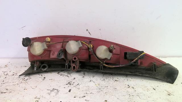 Feu arriere secondaire gauche (feux) CITROEN C5 1 PHASE 1 BREAK Diesel - 1