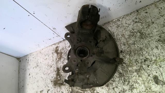 Fusee avant droit VOLKSWAGEN GOLF 5 Diesel - 1