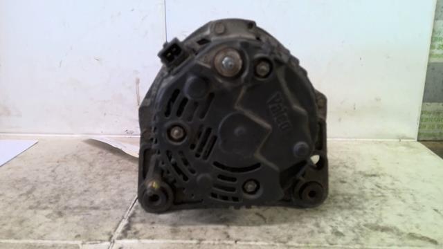 Alternateur VOLKSWAGEN POLO 3 Essence - 1