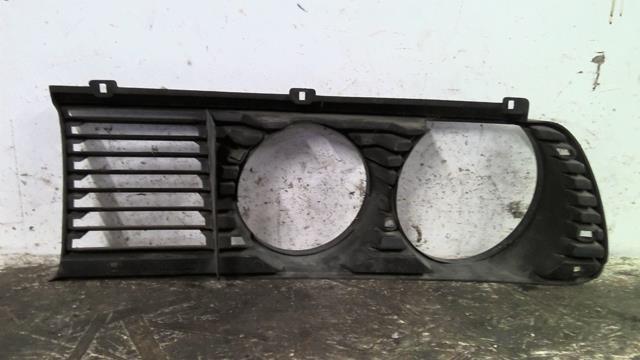 Grille de calandre droite BMW SERIE 5 E34  - 1